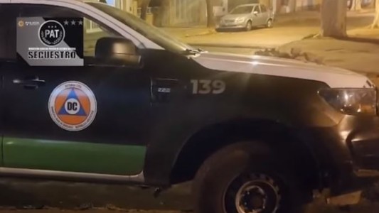 Rosario: un empleado municipal intentó atropellar a su expareja con vehículo oficial