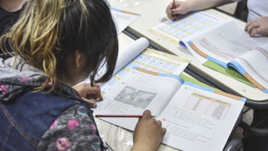 Habrá clases hasta el 23 de diciembre en las escuelas que fueron tomadas