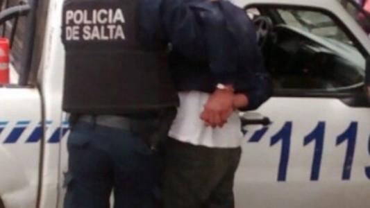 Salió de prisión, se metió en una casa y abusó de una mujer