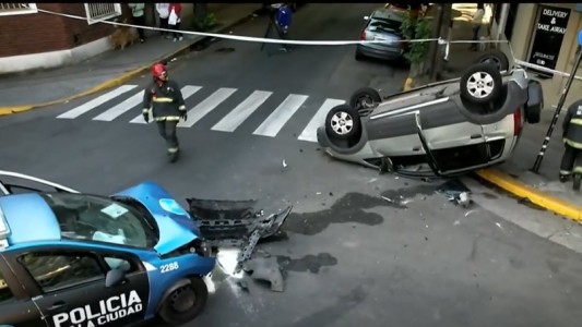 Choque y vuelco en Saavedra