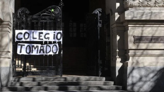 Estudiantes volvieron a tomar el Colegio Nacional de Buenos Aires