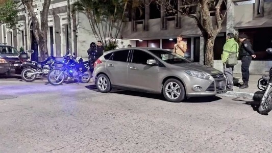 Un jugador de Colón huyó de un control policial, fue detenido y dio positivo en alcoholemia