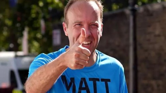 El Partido Conservador británico aparta a diputado y exministro por unirse a un reality show