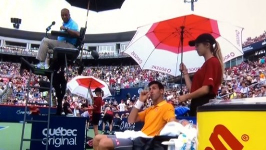 Djokovic se mareó por el olor a marihuana que había en pleno partido