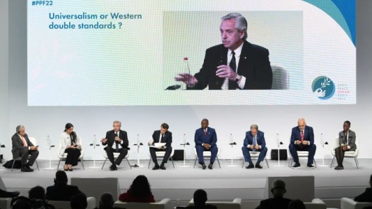 Alberto Fernández pidió que Ucrania y Rusia retomen el diálogo durante su participación en el Foro de París por la Paz