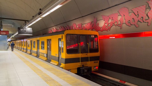 Un conflicto gremial afectó el servicio de la línea B del subte