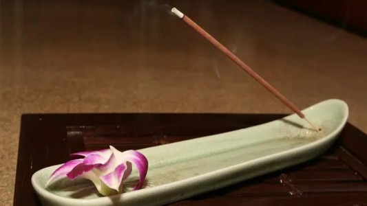 Prendió un sahumerio en su casa, se desató un incendio y terminó con quemaduras en el 85% del cuerpo