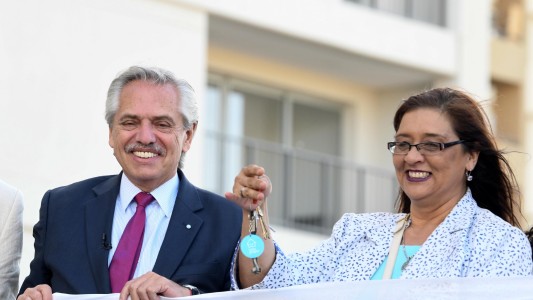 Fernández: "Yo cumplí mi palabra, el que dejó gente hambrienta se llama Macri"