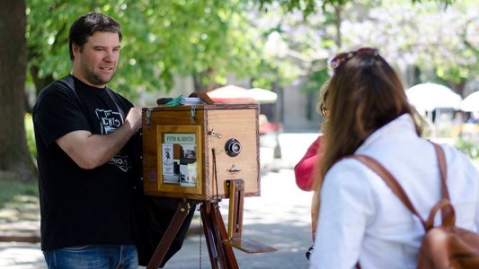 Fabricó su propia cámara minutera de fotos y lo invitaron a Miami
