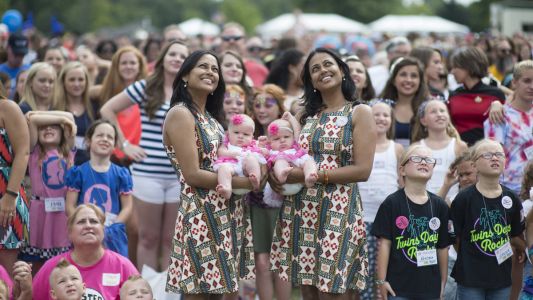 El festival de gemelos más increíble del mundo