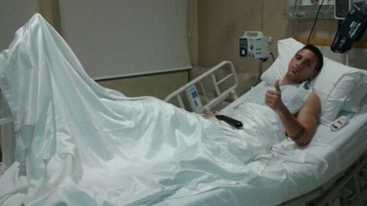 Tras la operación, el Turco Ham le agradeció a todos menos a Tevez