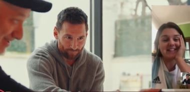 "San Messi": La conmovedora historia de la estampita que emocionó a Messi