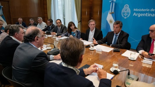 Massa recibió a la Mesa de Enlace y lanzó las medidas de alivio para el campo
