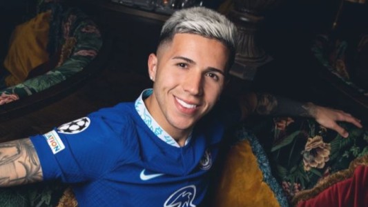 En su llegada a Chelsea, reversionaron un hit de la Scaloneta para Enzo Fernández