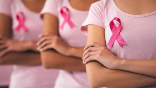 EDA, el primer chatbot que promueve el autocuidado y el diagnóstico temprano del cáncer de mama