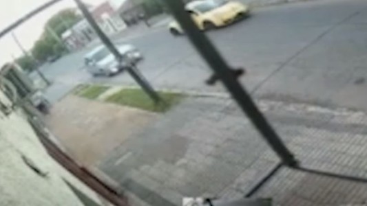 Robo y brutal ataque en Lomas de Zamora: un joven de 16 años pelea por su vida