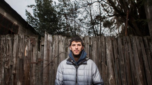 Un amigo de Santiago Maldonado dice que si el cuerpo hallado es del joven "fue plantado"