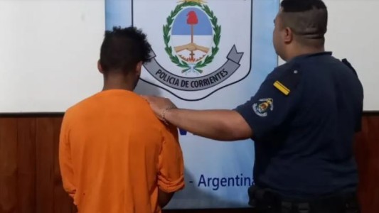 Atrapan a un hombre cuando iniciaba un incendio forestal en Corrientes