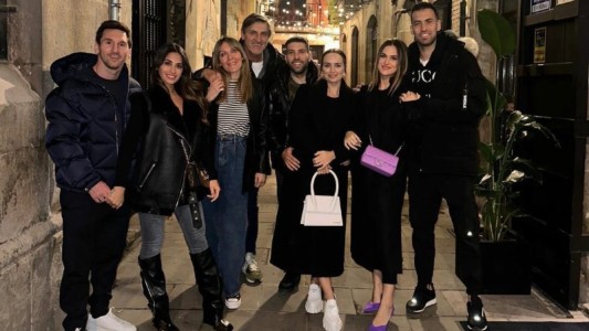 En medio de las dudas por su renovación con PSG, Messi volvió a Barcelona