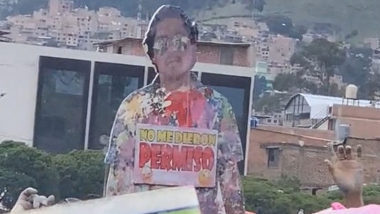 No lo dejaron ir al carnaval pero los amigos lo llevaron igual: ¿lealtad o "carpetazo"? - #Flashchat