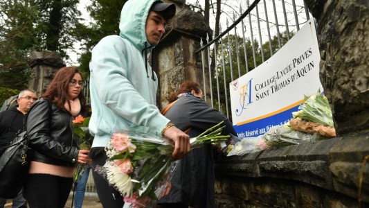 El estudiante que asesinó a su profesora en plena clase "oía una vocecita"