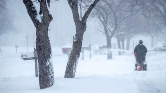 Una intensa tormenta invernal cubre gran parte del territorio de los Estados Unidos
