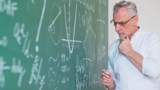 Marzo viene con aumento para jubilados docentes y jubilados docentes universitarios