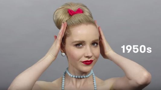 Video: 100 años de belleza femenina rusa en un minuto