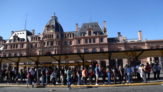 Paro de colectivos: según UTA, la empresa DOTA no dejó que los choferes salgan a trabajar