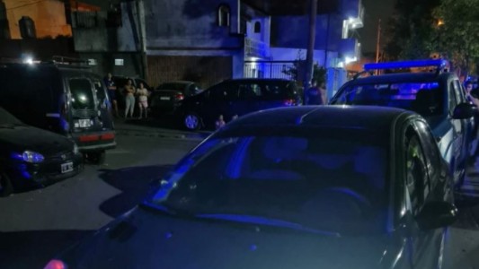 Persecución y lluvia de balas en el Bajo Flores: delincuentes se enfrentaron a tiros con policías