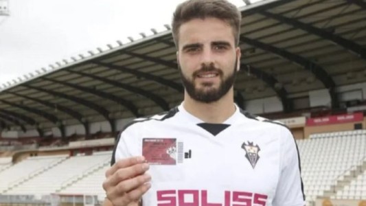 Murió ex futbolista español atropellado por un tren: cinco años atrás cayó de un tercer piso