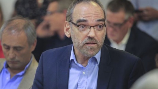 El Ministro de Justicia tildó a Fernando Iglesias como "cucaracha de la política"