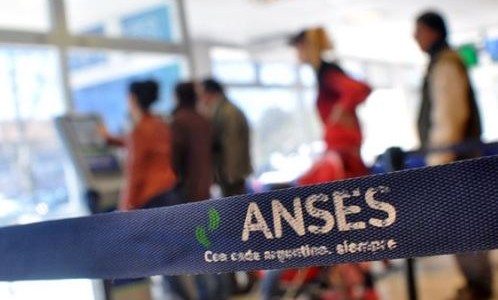 Cuándo se cobra el aumento del mes de marzo y el bono de $15.000