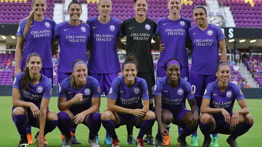 Equipo de fútbol de EEUU cambia uniforme para comodidad de sus jugadoras durante la menstruación