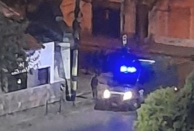 Balearon el frente de una escuela en la zona Sur de Rosario