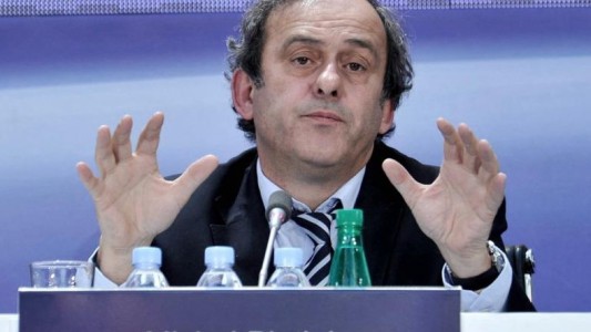FIFA: Platini reconoció que recibió dinero de Blatter sin un contrato firmado