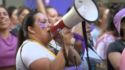 #8M: mujeres de todo el país pararon y marcharon para decir basta de femicidios y precarización laboral