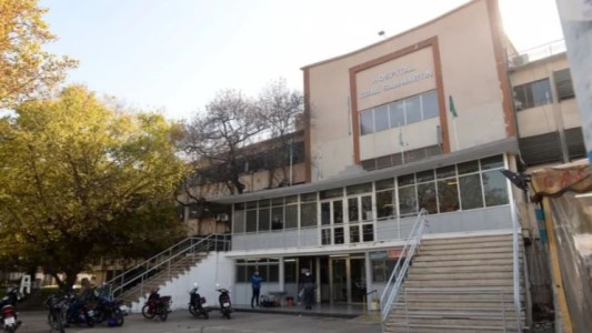 La Plata: confirmaron un caso de legionella en el Hospital San Martín