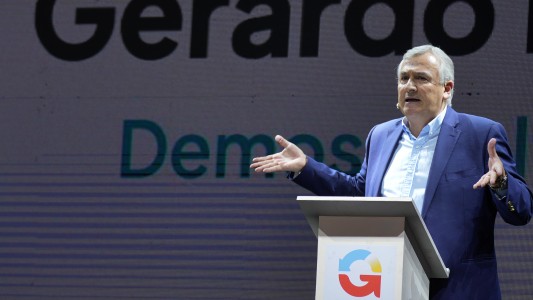 Morales lanzó su candidatura presidencial: "Es hora de que Cristina se vaya a su casa"