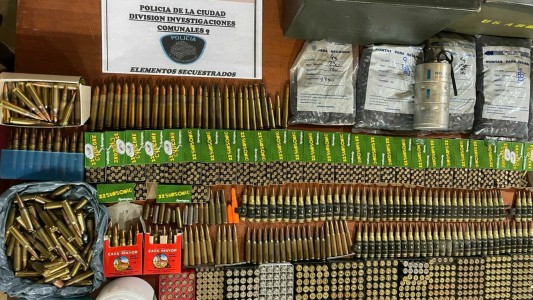 Cansado de los cortes de luz, tiroteó un generador de Edesur: le encontraron un arsenal en su casa