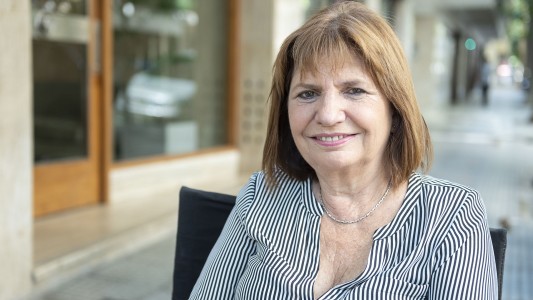 Bullrich: "La decisión de Mauricio Macri confirma su grandeza y generosidad"