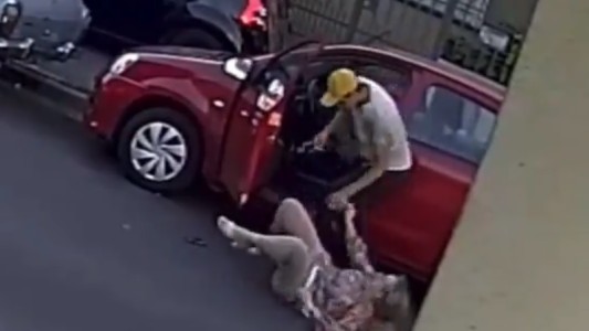 Los mismos ladrones, dos robos y un objetivo: mujeres