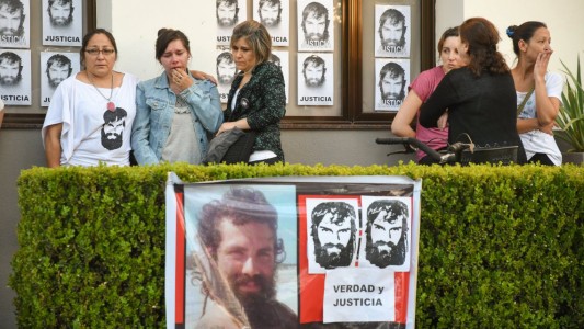 Los restos de Santiago Maldonado fueron inhumados en una ceremonia privada