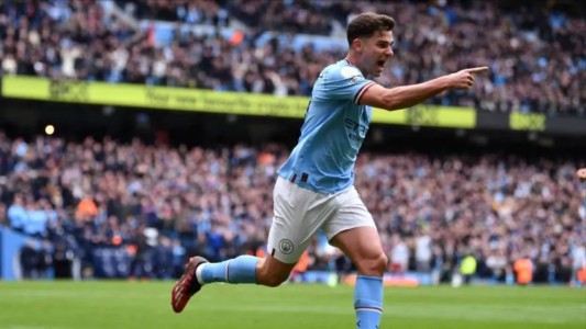 Video: Julián Álvarez marcó y tuvo un gran partido en la goleada del City al Liverpool por 4 a 1