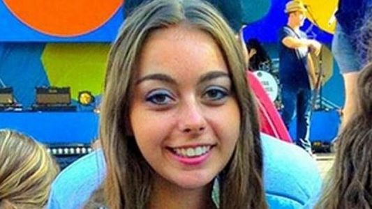 La chica que se queja en Facebook de su "vida dura" por ser "muy linda"