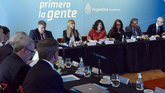 Buscan reforzar las acciones para contener el brote de dengue en el país