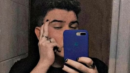 El joven acusado de hackear a D'Alessandro dijo que prendió fuego su celular y lo tiró al Paraná