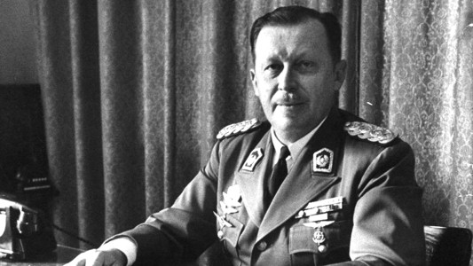 Aprobaron en Paraguay indemnización a conscriptos que participaron del golpe a Stroessner