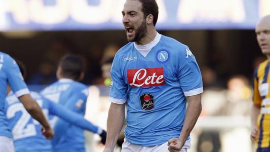 Higuaín: un gol para el triunfo de Napoli ante Verona