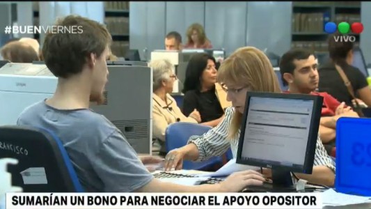Evalúan dar un bono para lograr la reforma